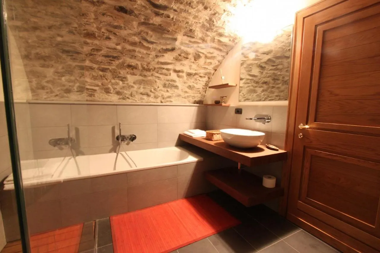 Villa Claudia Tuscany Style Lezzeno 0*,  Italy