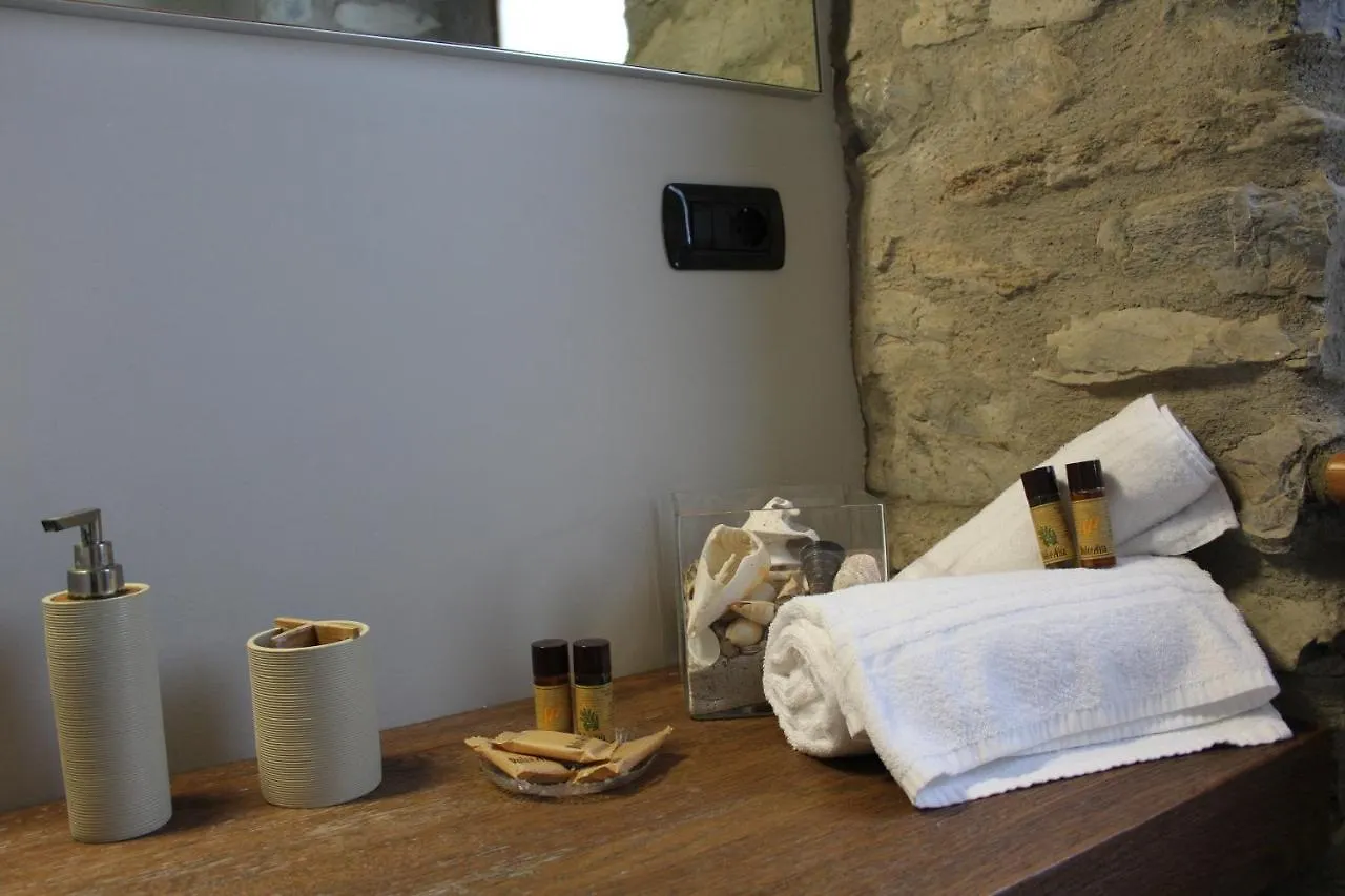 Villa Claudia Tuscany Style Lezzeno Apartment