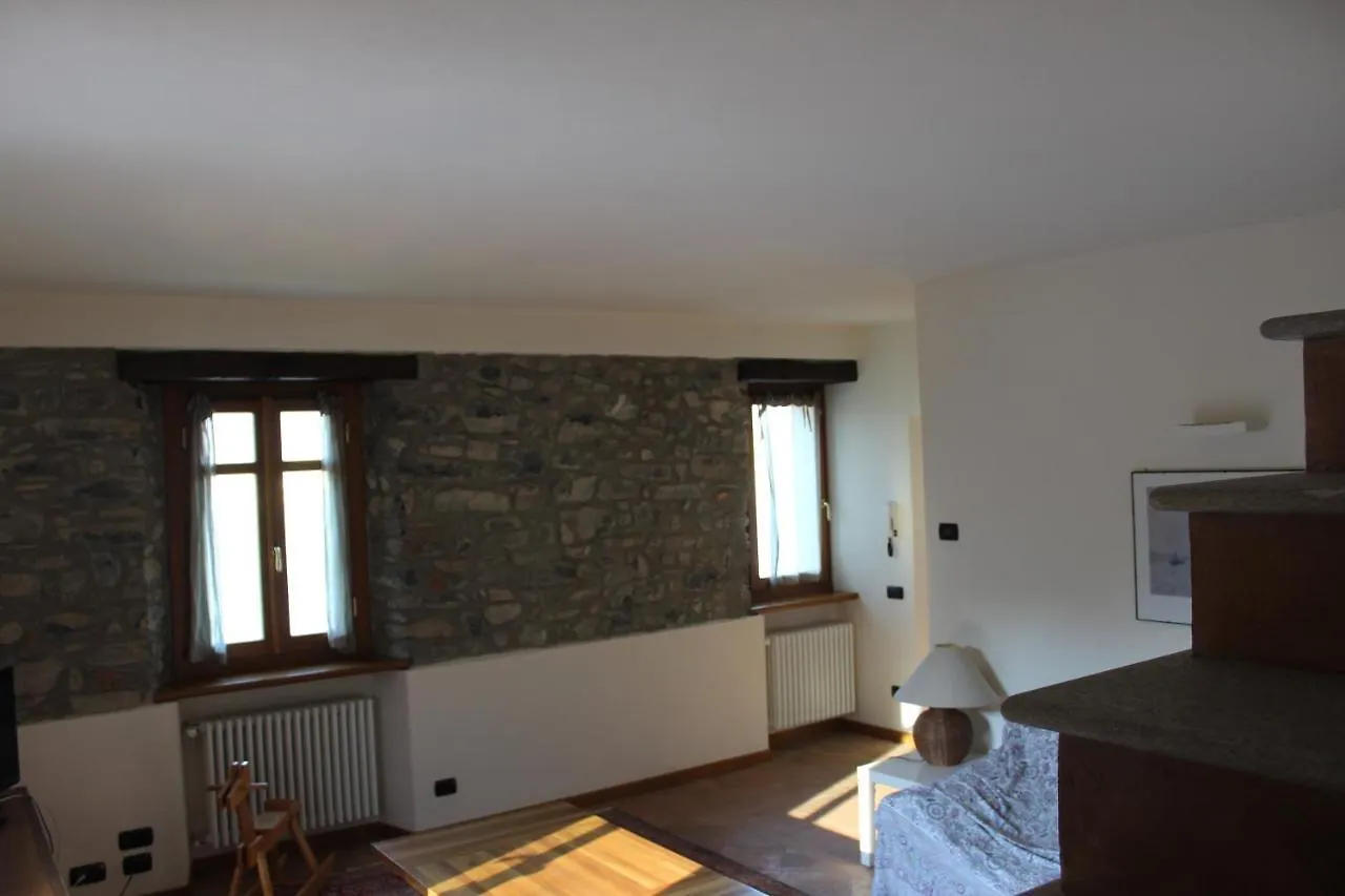 Villa Claudia Tuscany Style Lezzeno Apartment